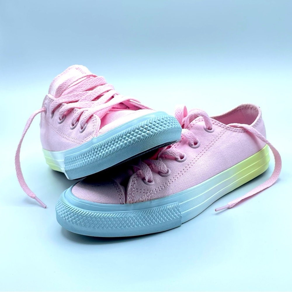 Low Top Converse